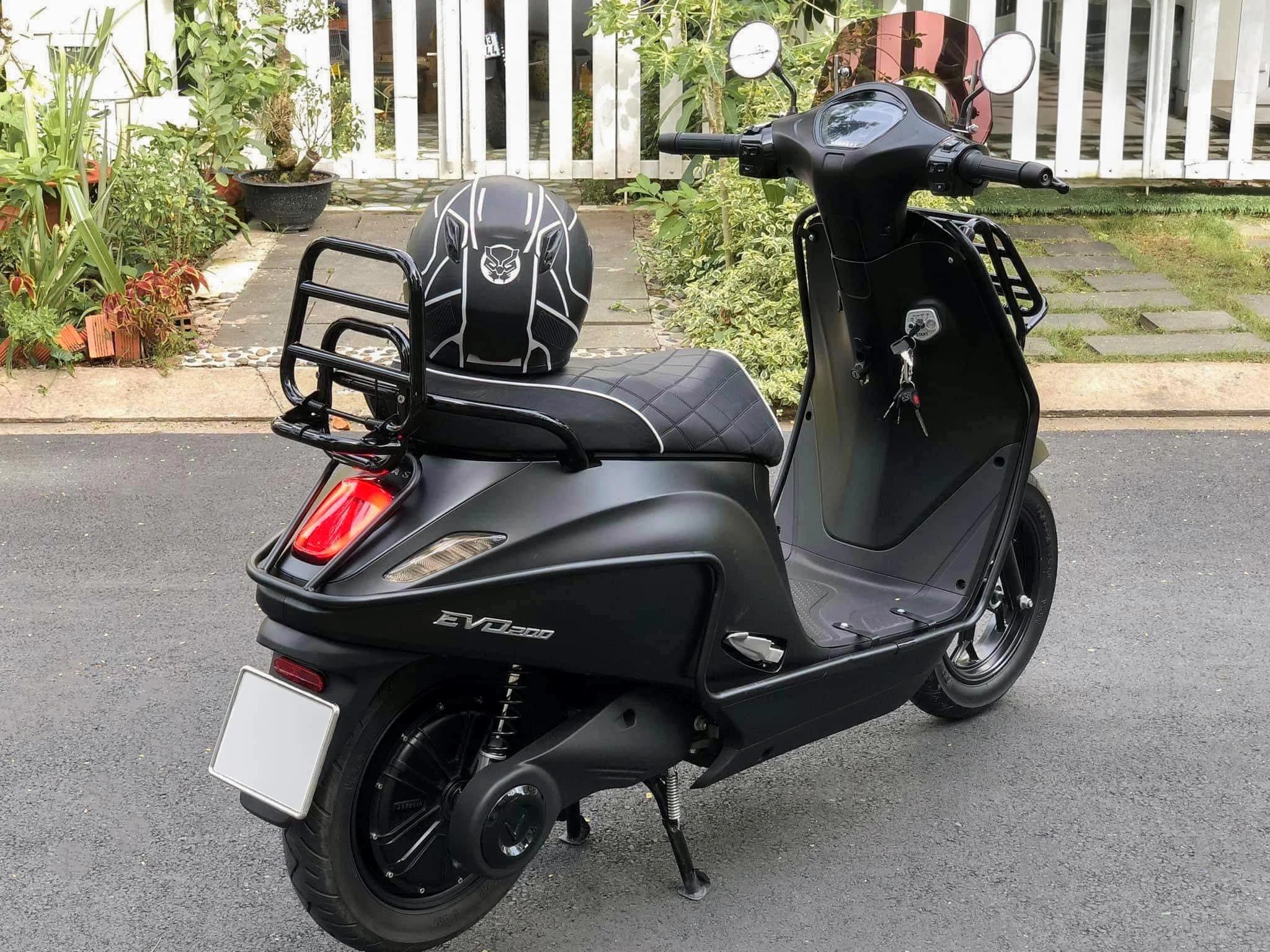Xe Máy Điện VinFast Evo 200 Kèm Pin - Xe điện Vivu