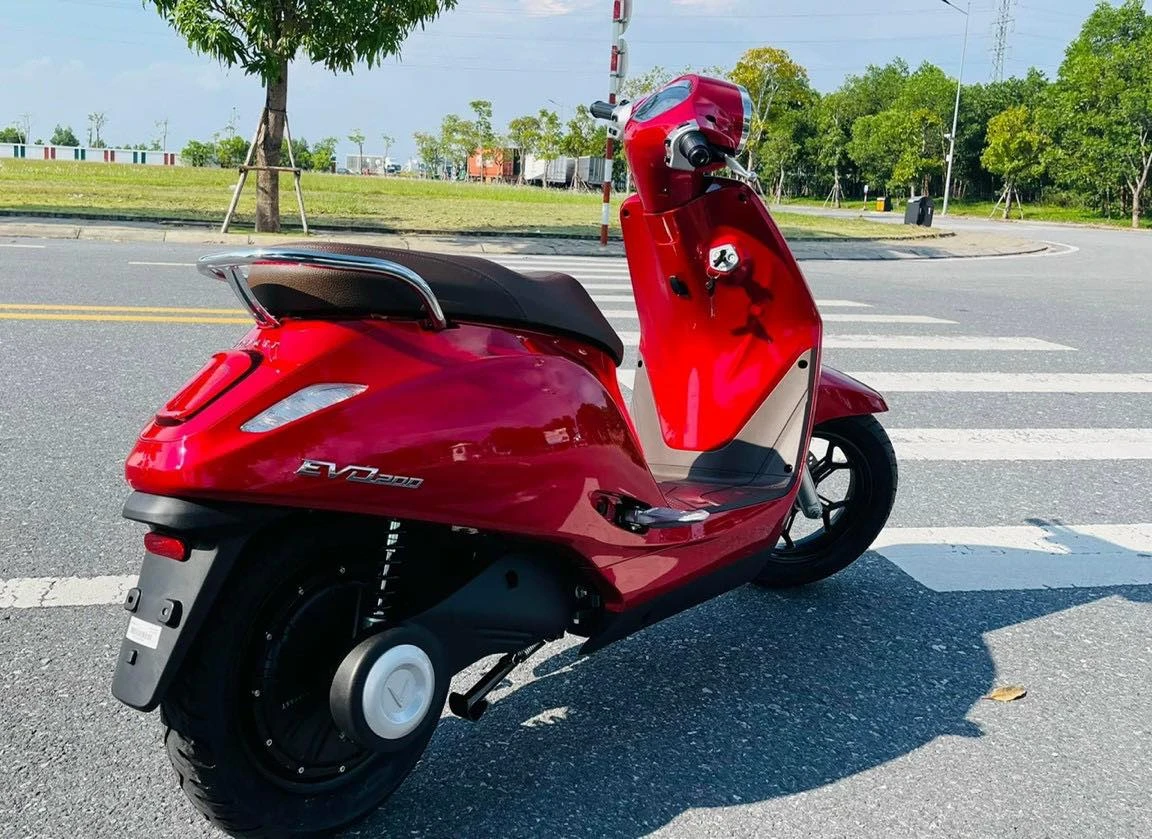 Xe Máy Điện VinFast Evo 200 Kèm Pin - Xe điện Vivu