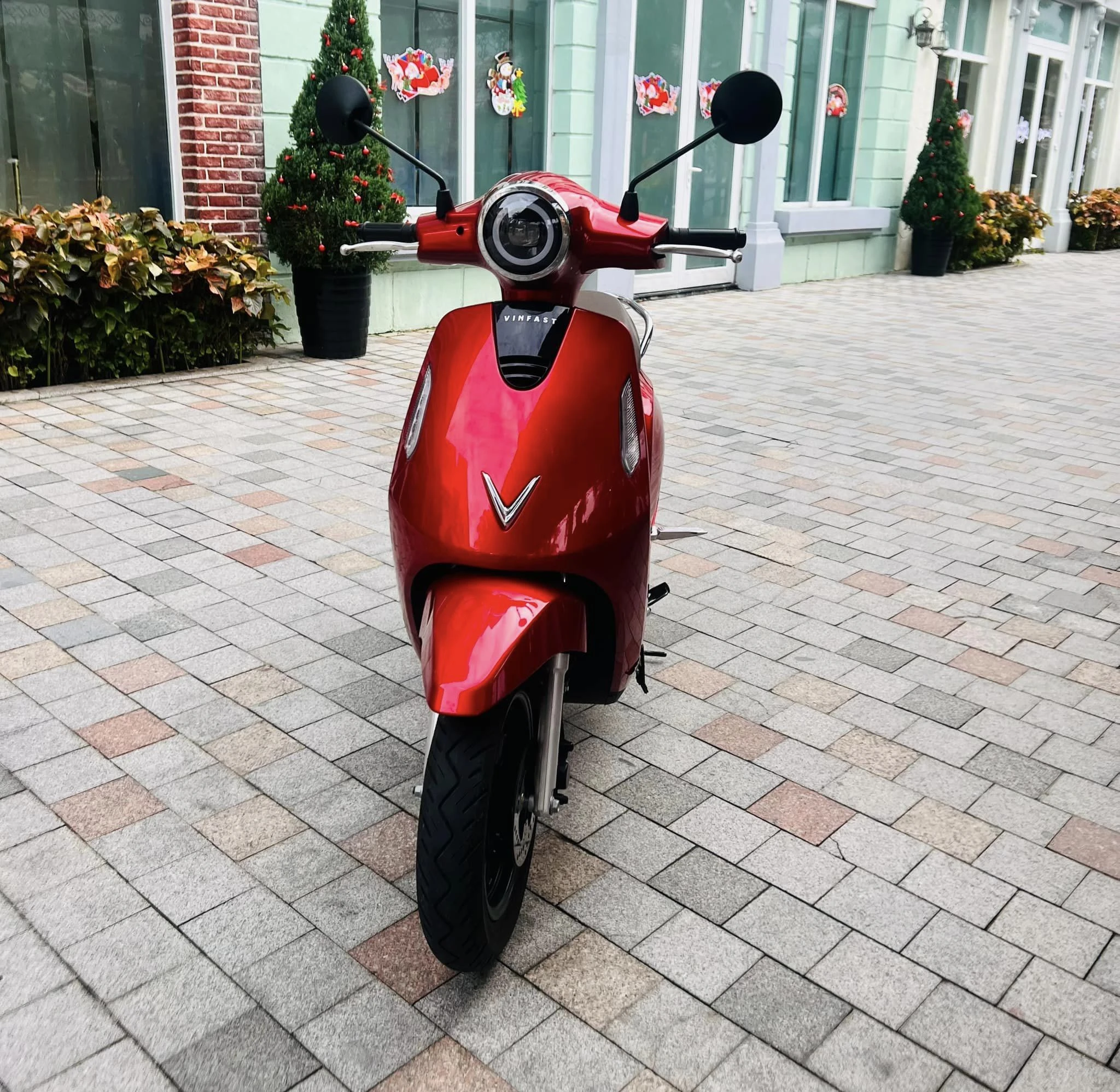 Xe Máy Điện VinFast Evo 200 Kèm Pin - Xe điện Vivu