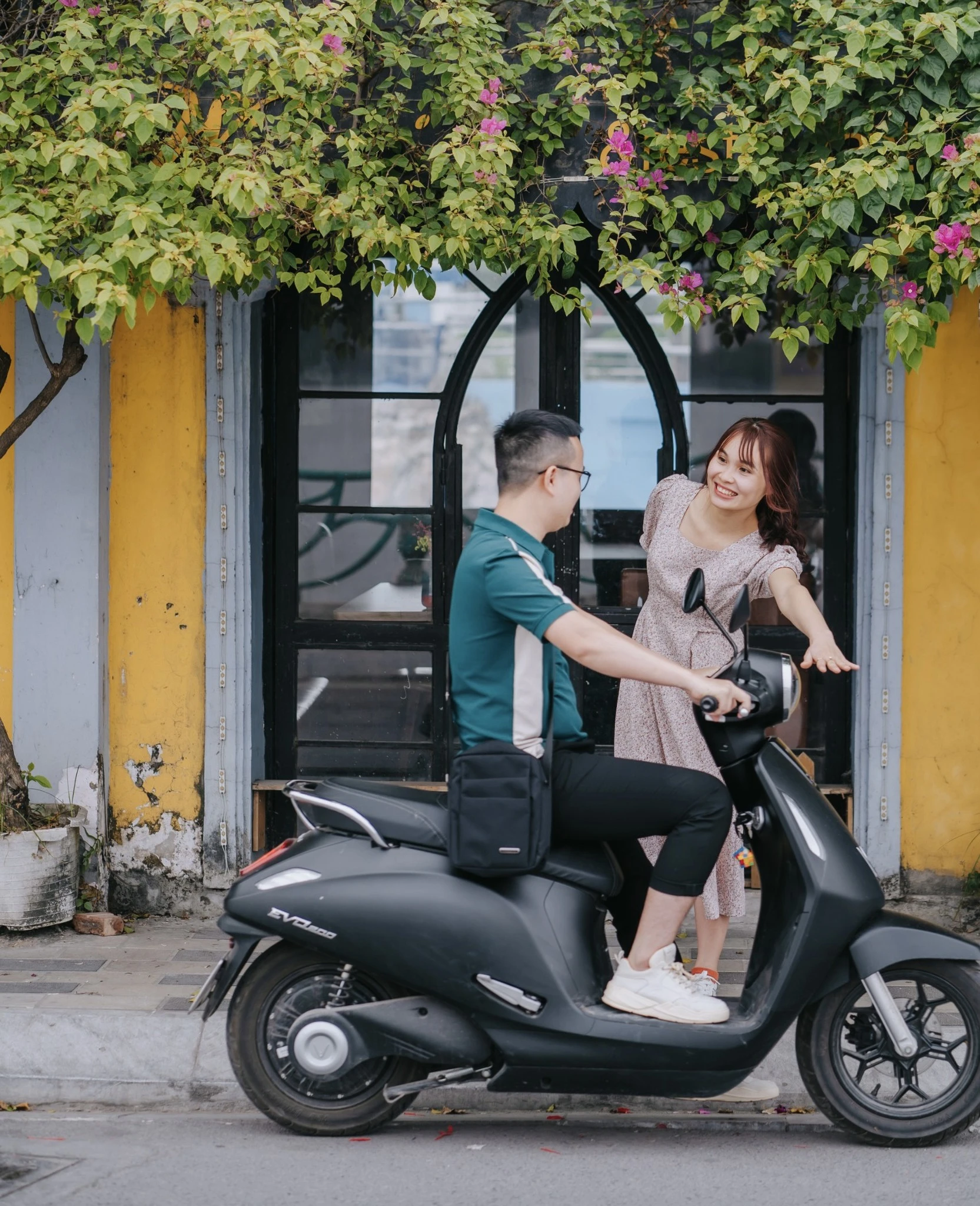 Xe Máy Điện VinFast Evo 200 Kèm Pin - Xe điện Vivu
