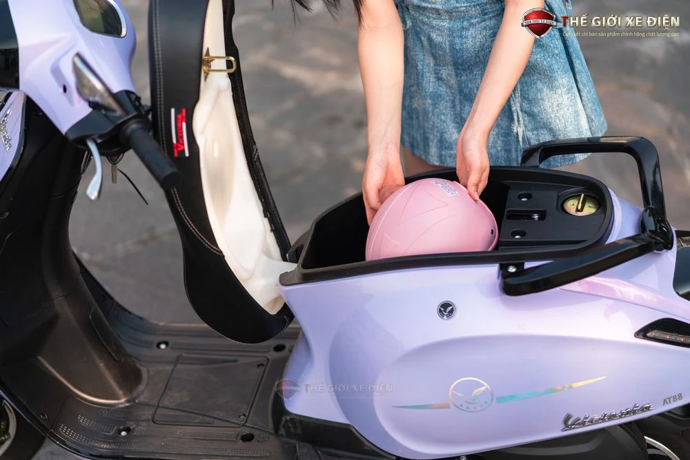 Xe Ga 50cc Victoria AT88 Thế Hệ Mới - Xe điện Vivu