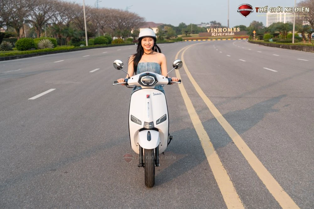 Xe Ga 50cc Victoria AT88 Thế Hệ Mới - Xe điện Vivu
