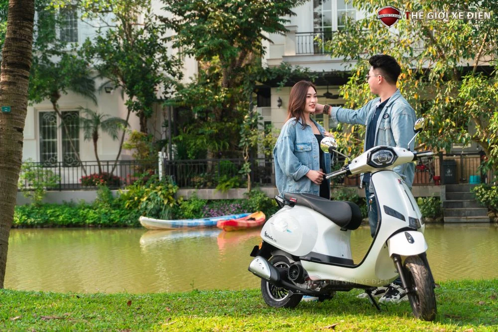 Xe Ga 50cc Victoria AT88 Thế Hệ Mới - Xe điện Vivu