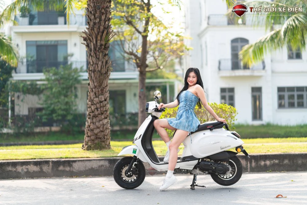 Xe Ga 50cc Victoria AT88 Thế Hệ Mới - Xe điện Vivu