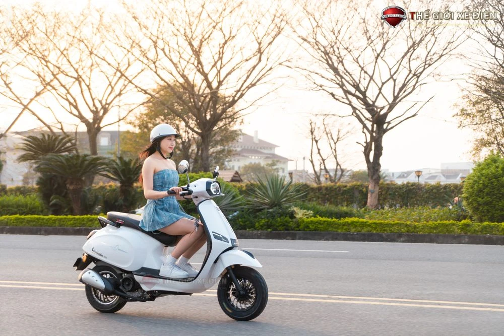 Xe Ga 50cc Victoria AT88 Thế Hệ Mới - Xe điện Vivu