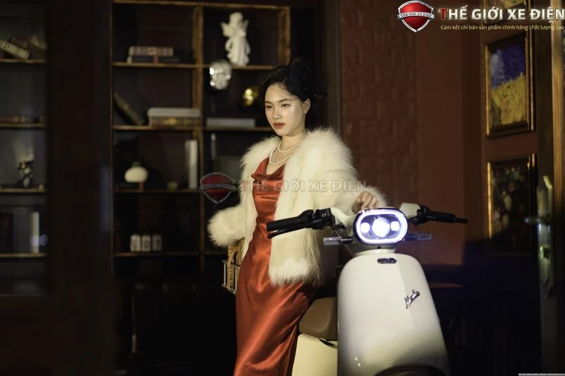 Xe Máy Điện DK Lyva Moda (Chạy: 90km/ lần sạc) - Xe điện Vivu