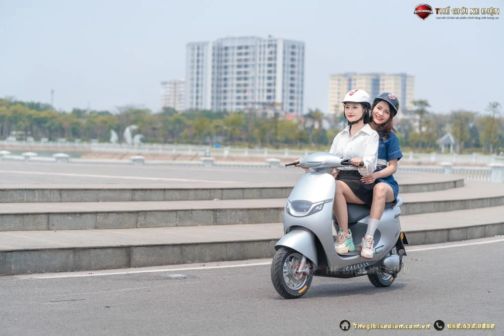 Xe Máy Điện Tailg Venus R53 6 Ắc Quy 23A 100km/1 Lần Sạc - Xe điện Vivu
