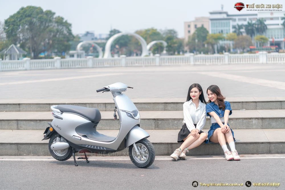 Xe Máy Điện Tailg Venus R53 6 Ắc Quy 23A 100km/1 Lần Sạc - Xe điện Vivu