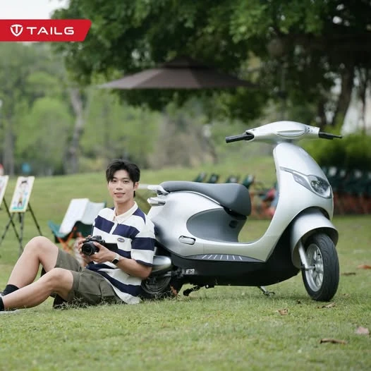 Xe Máy Điện Tailg Venus R53 6 Ắc Quy 23A 100km/1 Lần Sạc - Xe điện Vivu