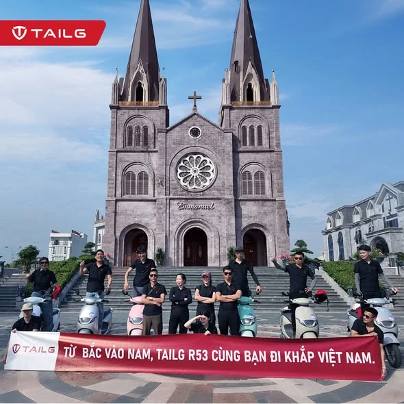 Xe Máy Điện Tailg Venus R53 6 Ắc Quy 23A 100km/1 Lần Sạc - Xe điện Vivu