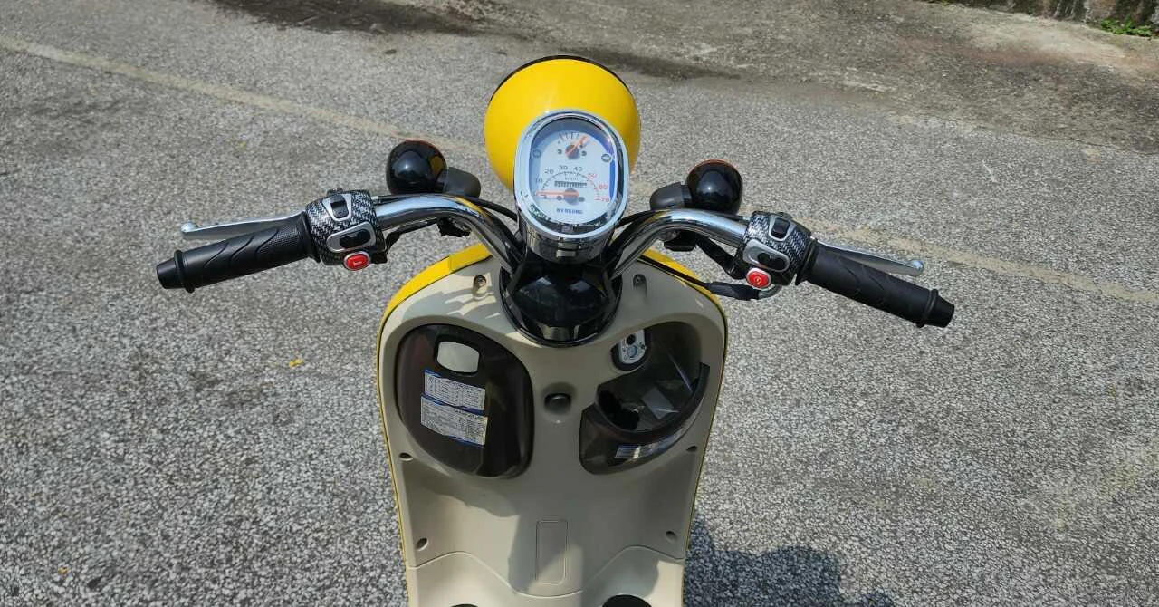 Xe Ga 50cc Giorno HSV2 A Hyosung Chất Lượng Cao - Xe điện Vivu