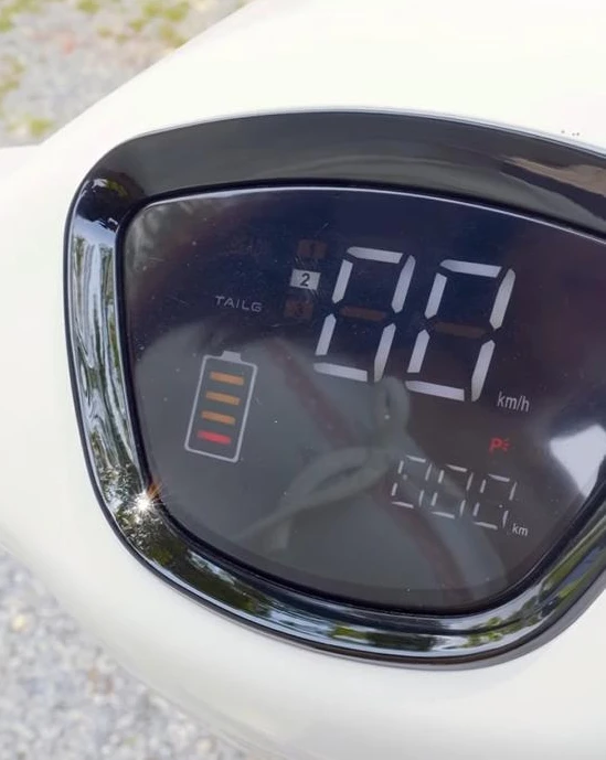 Xe Máy Điện Tailg Vera R52 80Km/1 Lần Sạc - Xe điện Vivu