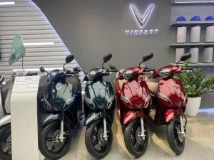Xe Máy Điện VinFast Feliz S (Bao gồm Pin LFP) - Xe điện Vivu