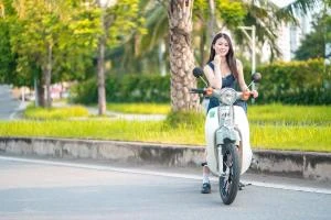 Xe Máy 50cc Cub Motor Thái Vành Đúc - Xe điện Vivu