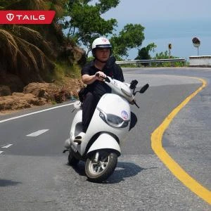 Xe Máy Điện Tailg Venus R53 6 Ắc Quy 23A 100km/1 Lần Sạc - Xe điện Vivu