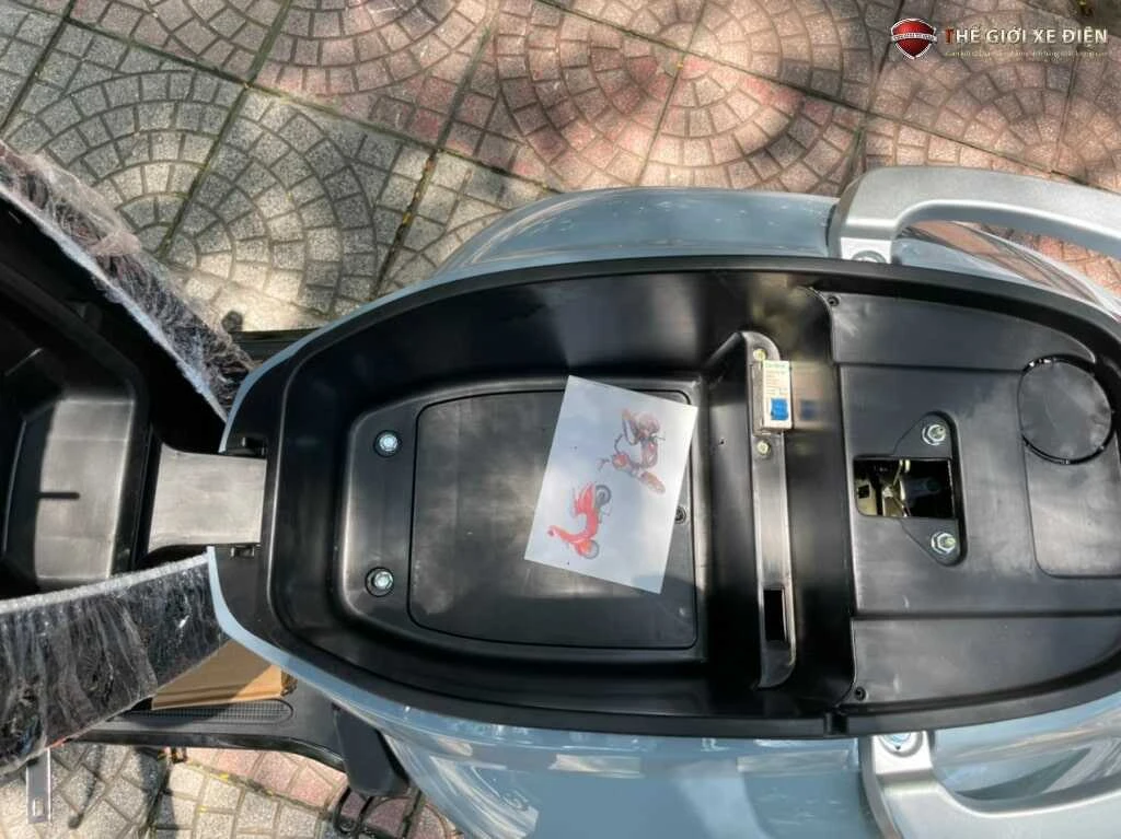 Xe Máy Điện Vespro Việt Thái - Xe điện Vivu