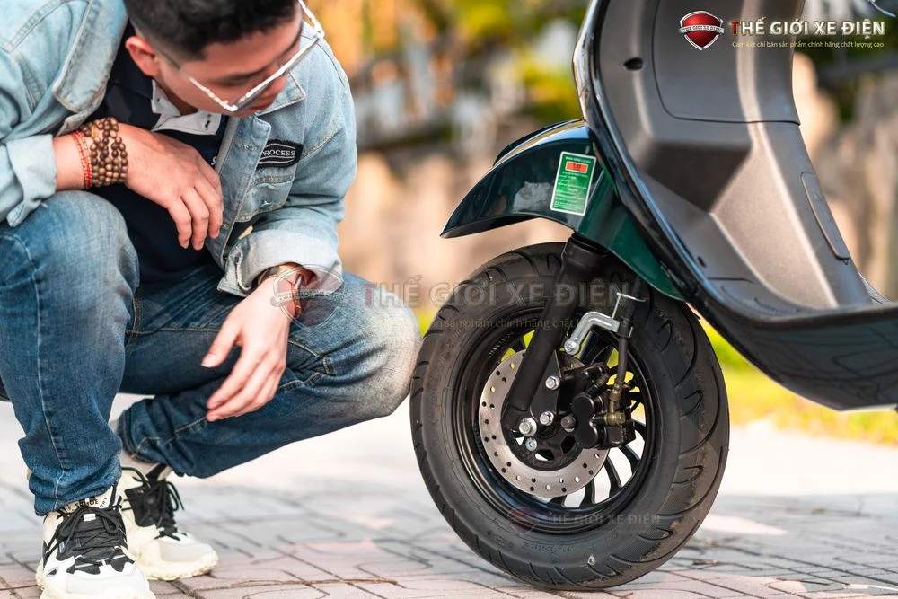 Xe ga 50cc Scooter Victoria Đèn Tròn - Xe điện Vivu