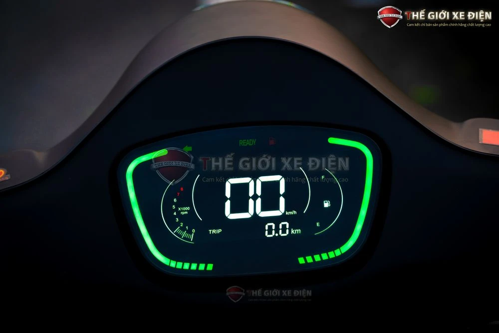 Xe ga 50cc Scooter Victoria Đèn Tròn - Xe điện Vivu